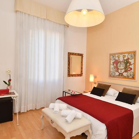 Hotel Butterfly Montecatini Terme Exteriör bild