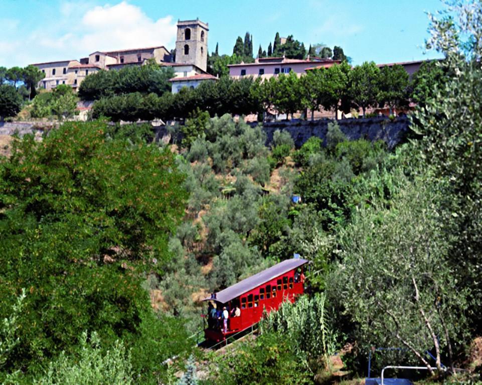 Hotel Butterfly Montecatini Terme Exteriör bild