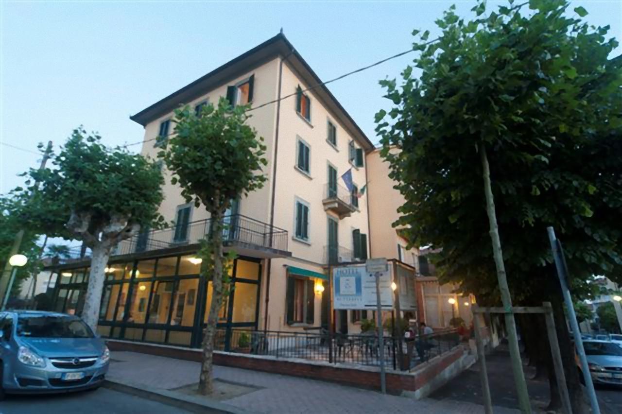 Hotel Butterfly Montecatini Terme Exteriör bild